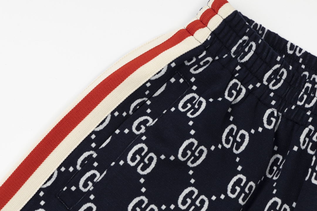 【GUCCI公式旗艦店】クッチ  ショートパンツ  ご好評に付き再入荷！-BRAND OFF