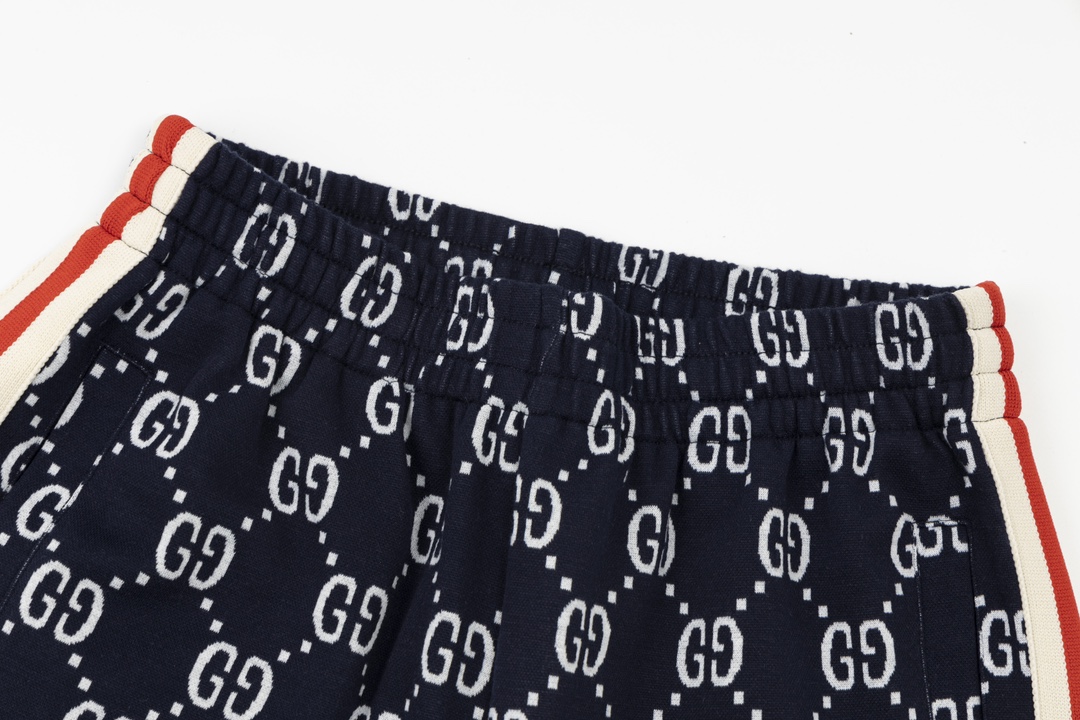 【GUCCI公式旗艦店】クッチ  ショートパンツ  ご好評に付き再入荷！-BRAND OFF