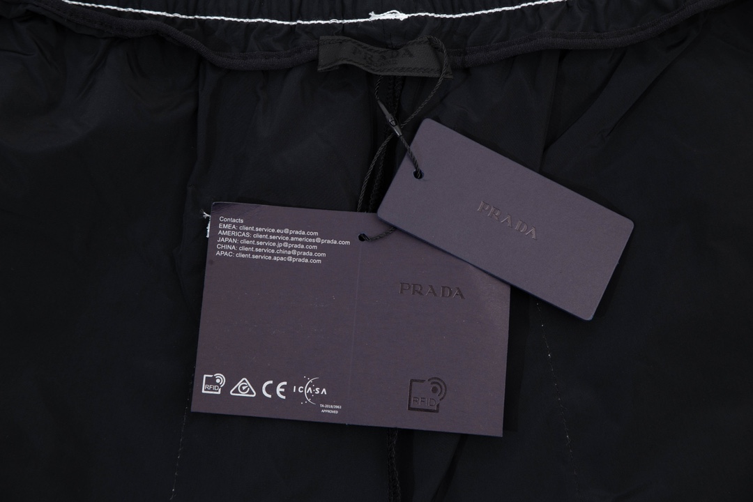 【 PRADA  公式旗艦店】 プラダ    ショートパンツ  ご好評に付き再入荷！-BRAND OFF