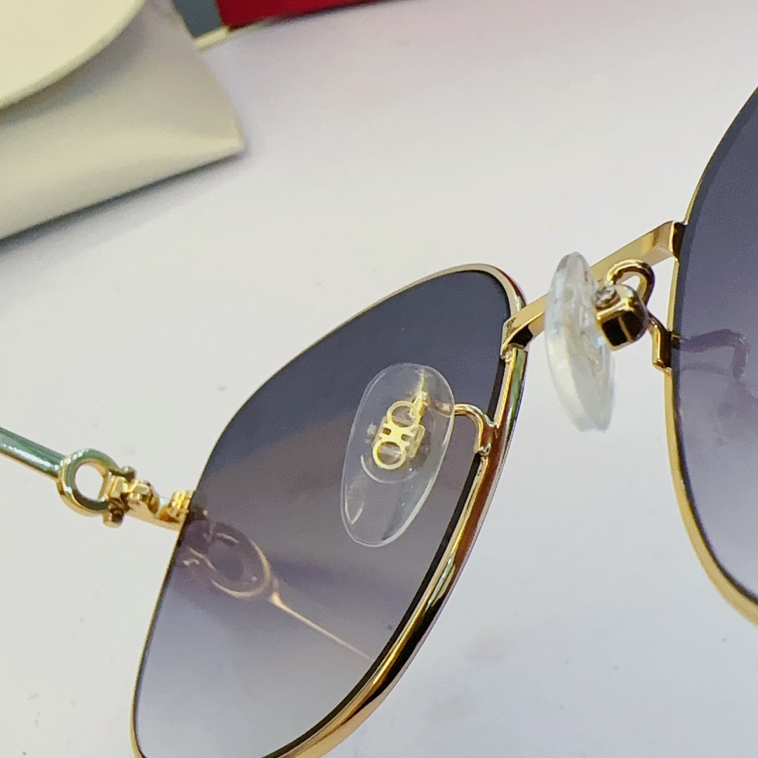 LOUIS VUITTON (  ルイヴィトン ) サングラス-BRAND OFF