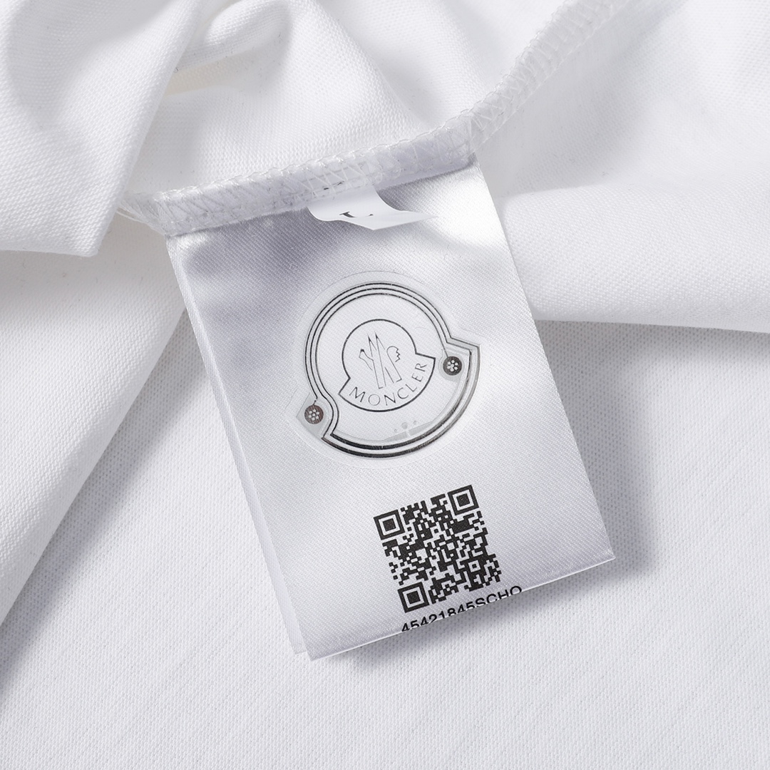【2026】【MONCLER 公式旗艦店】モンクレール   Tシャツ  ご好評に付き再入荷！-BRAND OFF