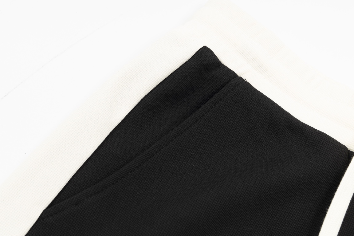 【LOEWE  公式旗艦店】ロエベ   ショートパンツ  ご好評に付き再入荷！-BRAND OFF