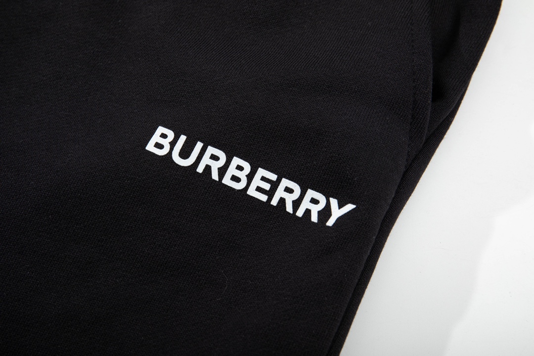 【BURBERRY  公式旗艦店】バーバリー  ショートパンツ  ご好評に付き再入荷！-BRAND OFF
