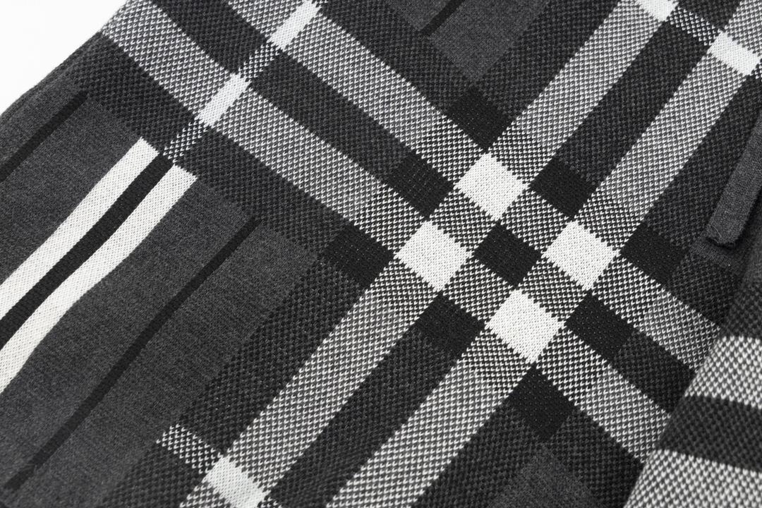 【BURBERRY  公式旗艦店】バーバリー  ショートパンツ  ご好評に付き再入荷！-BRAND OFF