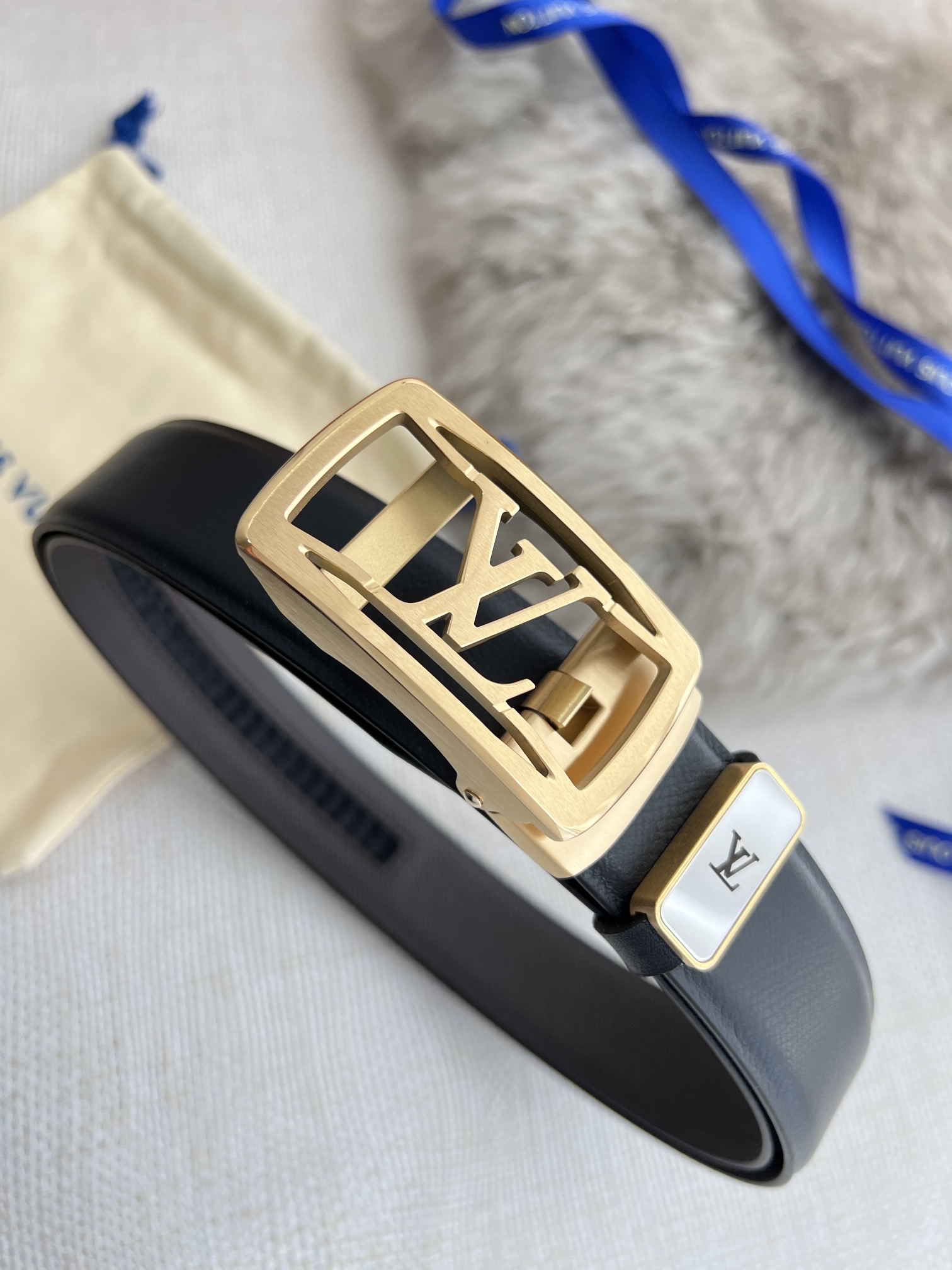 【LOUIS VUITTON】(ルイヴィトン) 3.5cmベルト メンズ-BRAND OFF