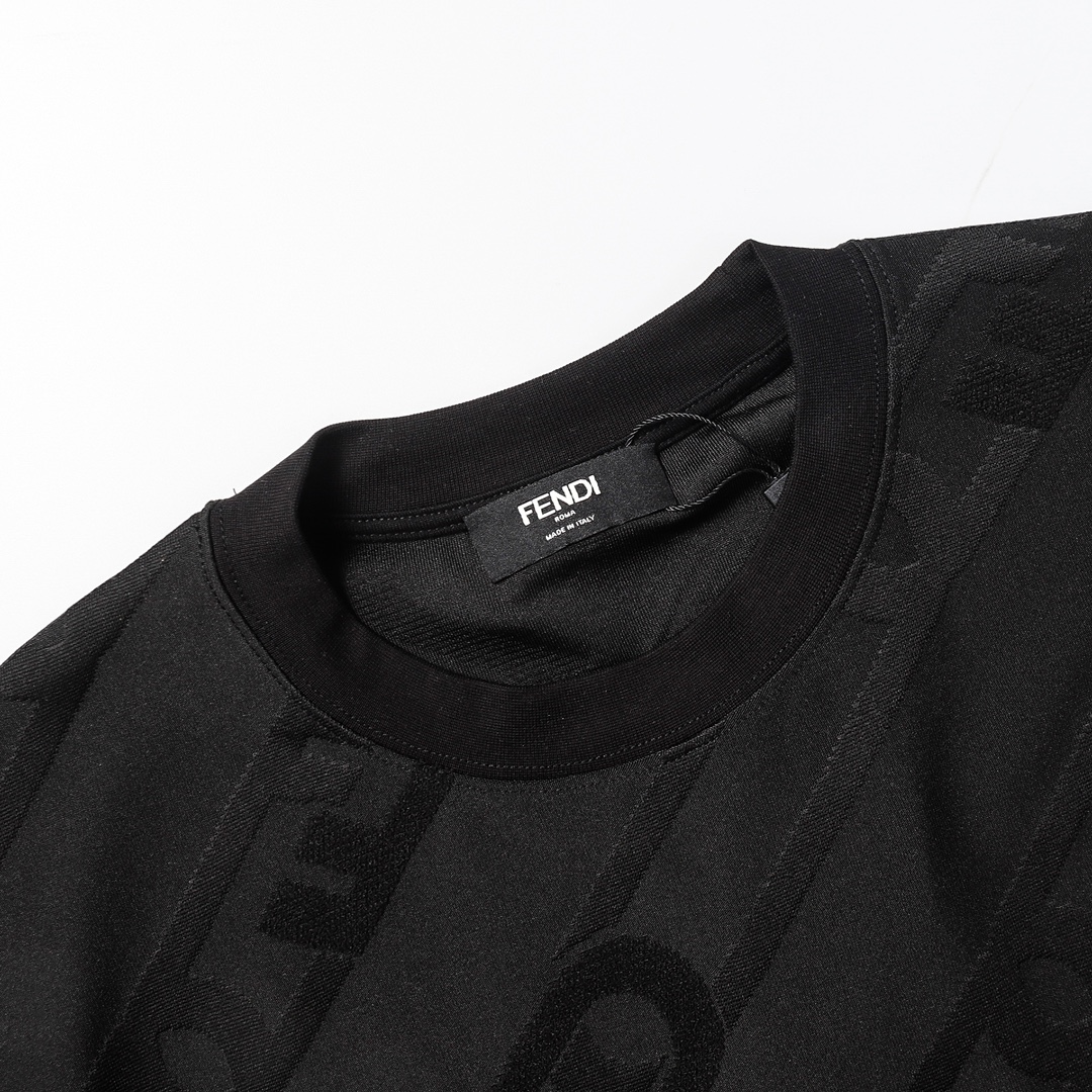 【2026】【FENDI  公式旗艦店】フェンディ   Tシャツご好評に付き再入荷！-BRAND OFF