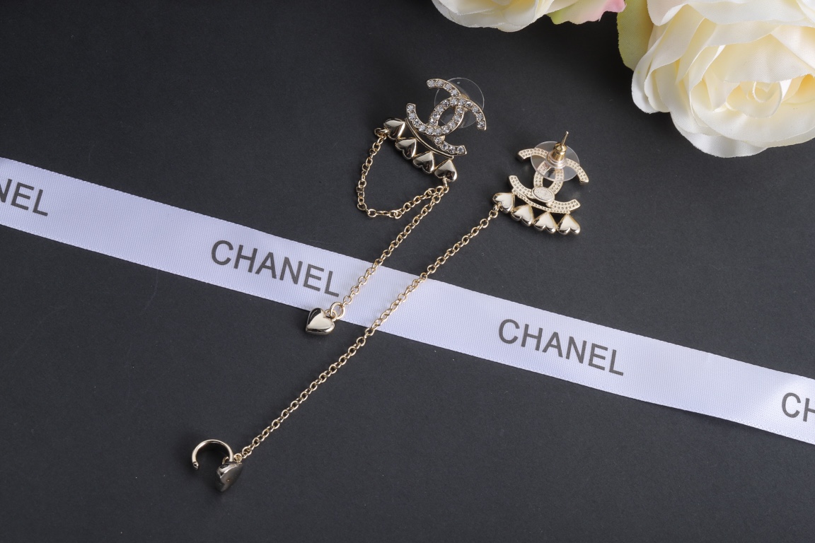 【CHANEL 】 シャネル   ファッションスタイルのイヤリング-BRAND OFF