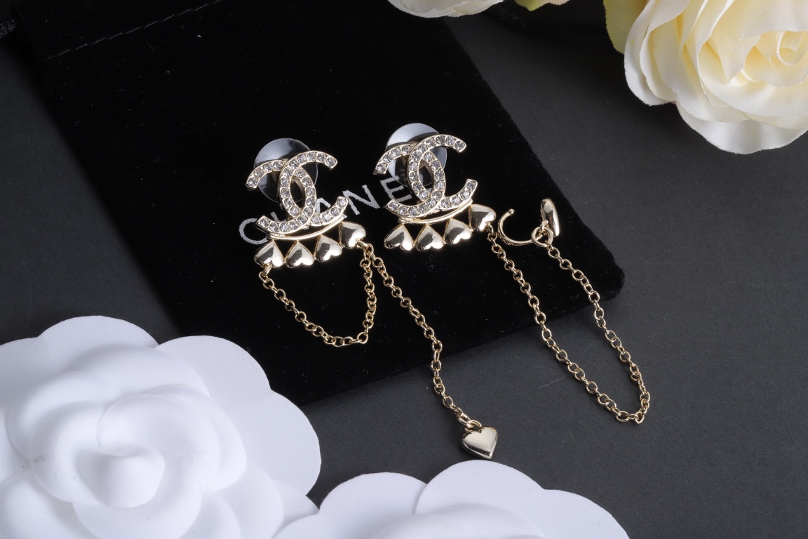 【CHANEL 】 シャネル   ファッションスタイルのイヤリング-BRAND OFF