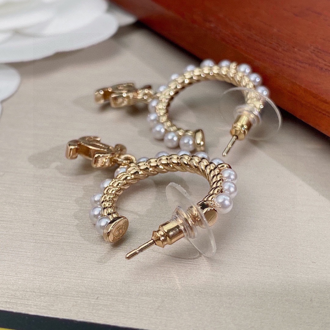【CHANEL 】 シャネル   ファッションスタイルのイヤリング-BRAND OFF