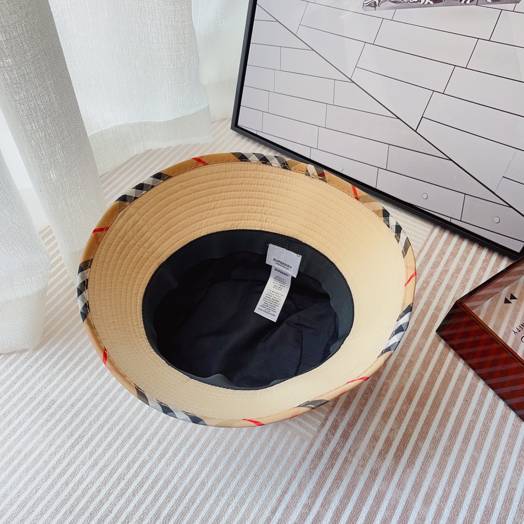 BURBERRY( バーバリー)フィッシャーマンズハット-BRAND OFF