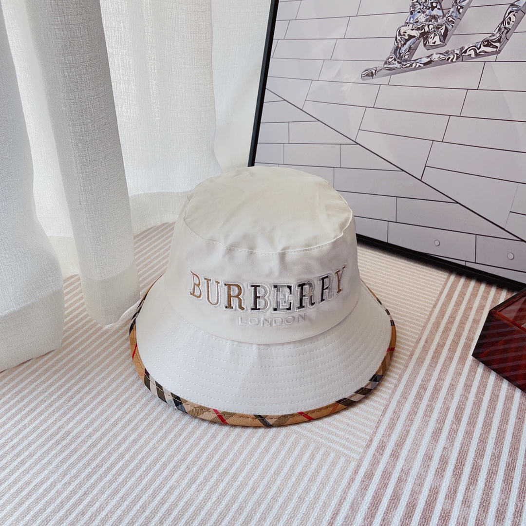 BURBERRY( バーバリー)フィッシャーマンズハット-BRAND OFF