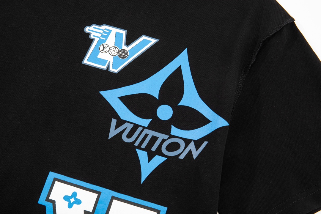 【2026】【 LOUIS VUITTON   公式旗艦店】 ルイヴィトン    Tシャツご好評に付き再入荷！-BRAND OFF