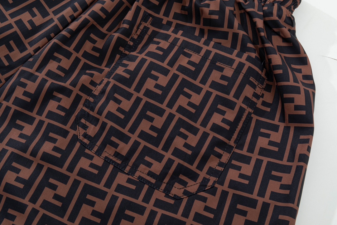 【FENDI   公式旗艦店】フェンディ   ショートパンツ  ご好評に付き再入荷！-BRAND OFF