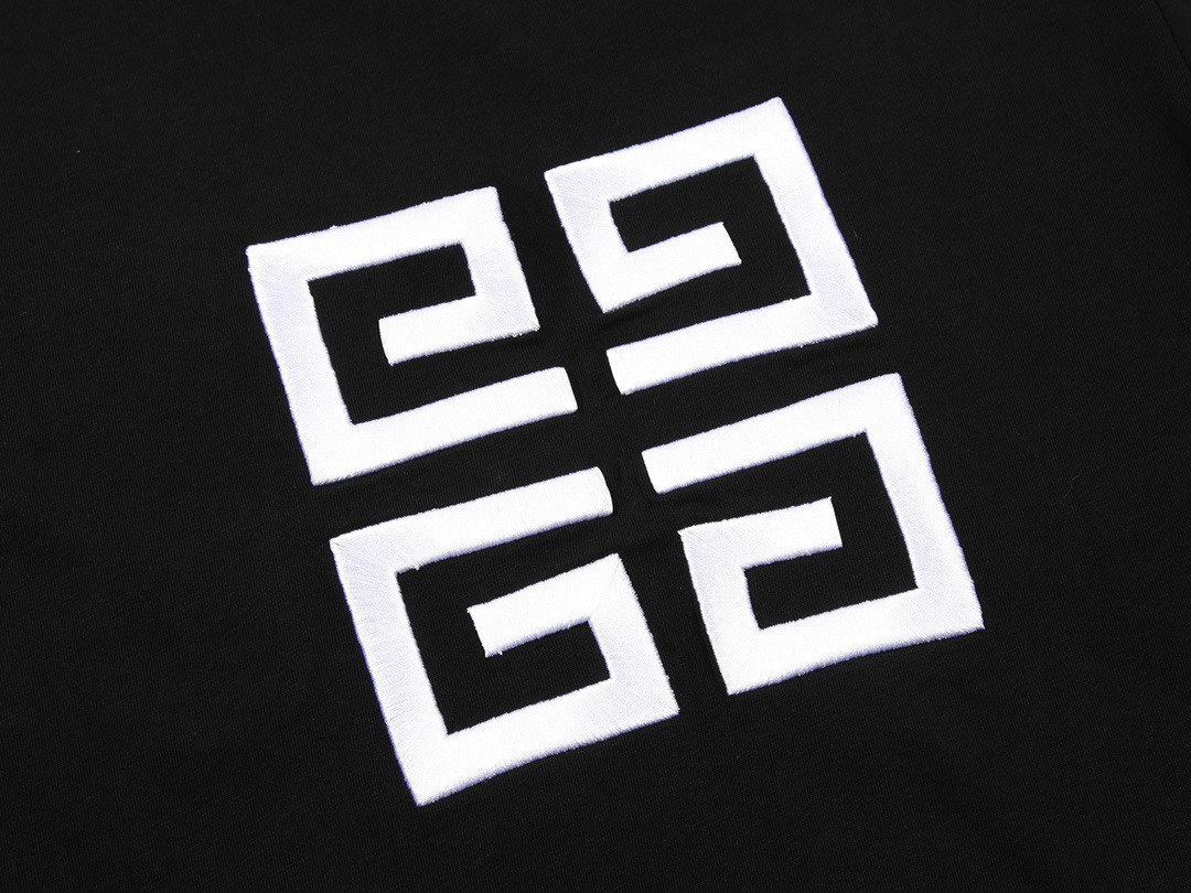 【2026】【GIVENCHY 公式旗艦店】ジバンシー     Tシャツご好評に付き再入荷！-BRAND OFF