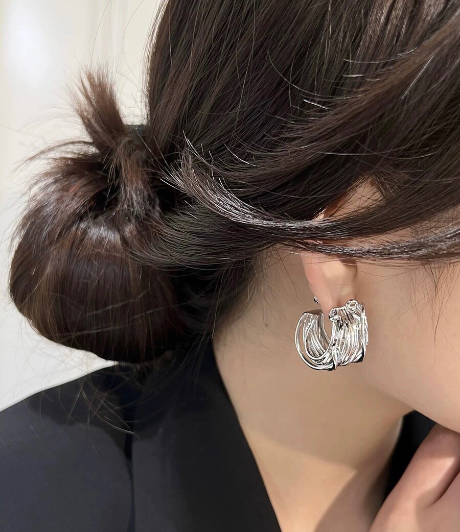 【BALENCIAGA 】 バレンシアガ   ファッションスタイルのイヤリング-BRAND OFF