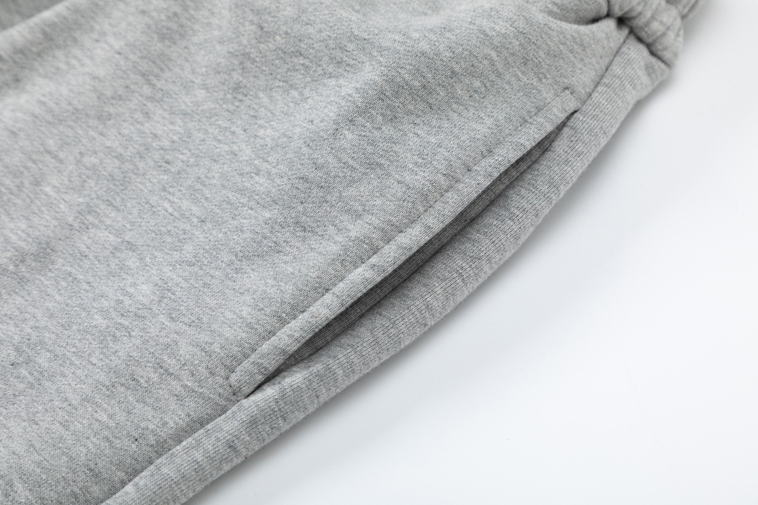 【GIVENCHY 公式旗艦店】ジバンシー   ショートパンツご好評に付き再入荷！-BRAND OFF