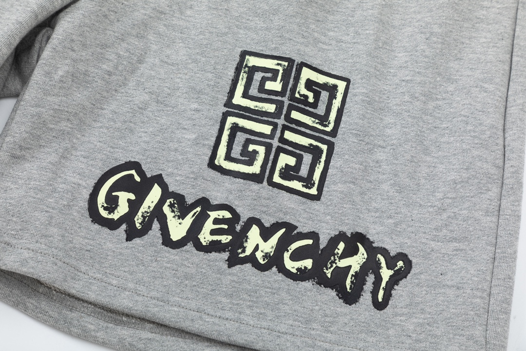 【GIVENCHY 公式旗艦店】ジバンシー   ショートパンツご好評に付き再入荷！-BRAND OFF