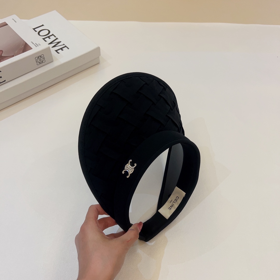 【CELINE  セリーヌ】【数量限定】空のシルクハット-BRAND OFF
