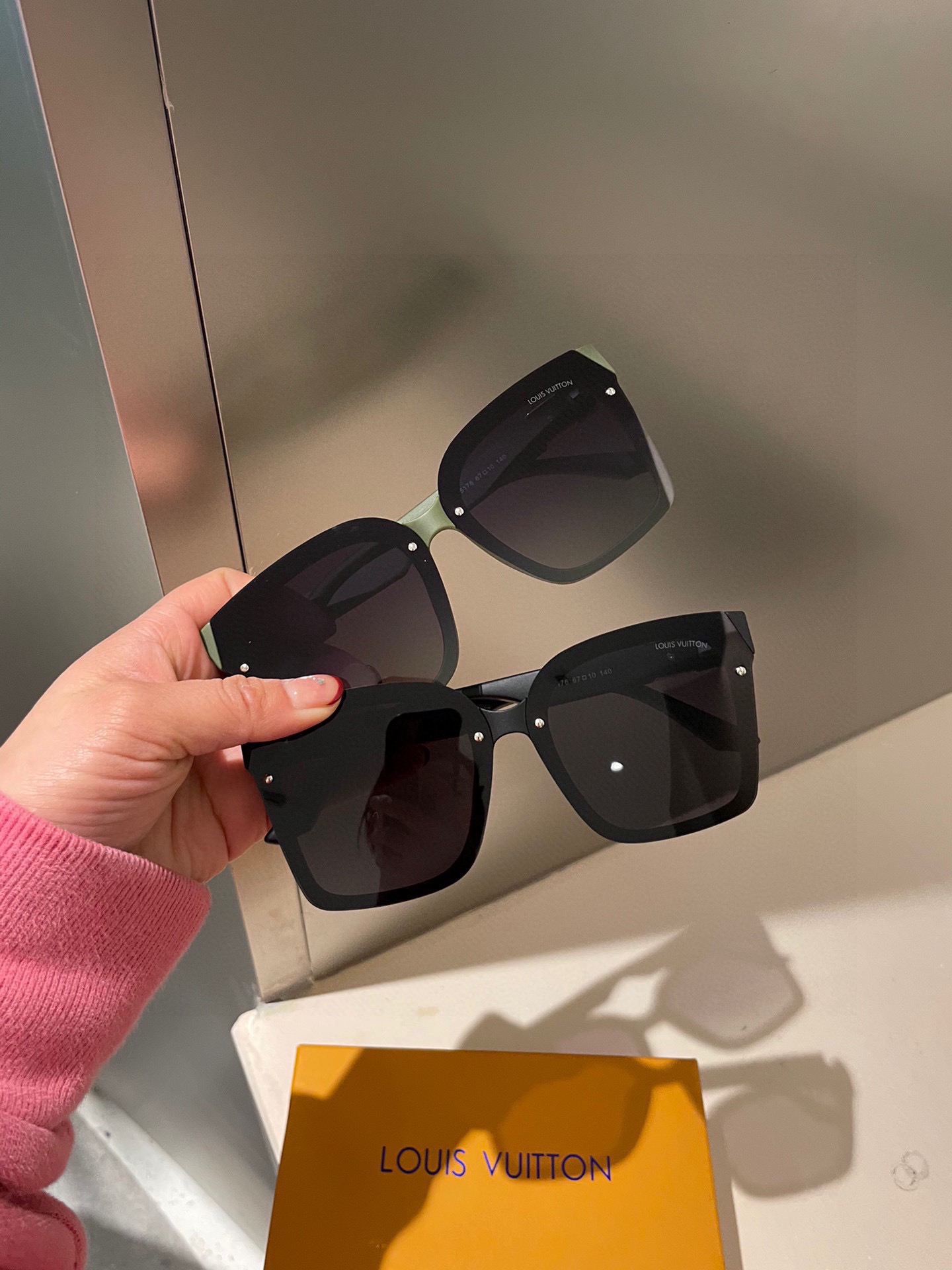 LOUIS VUITTON(ルイヴィトン ) サングラス-BRAND OFF