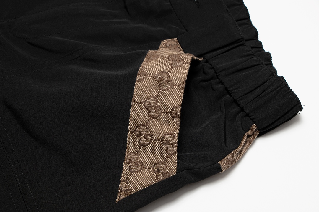 【GUCCI公式旗艦店】クッチ  ショートパンツ  ご好評に付き再入荷！-BRAND OFF