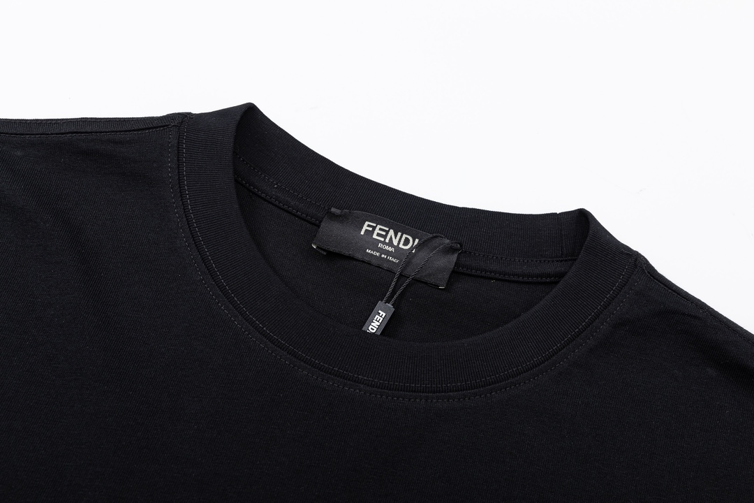 【2026】【FENDI  公式旗艦店】フェンディ   Tシャツご好評に付き再入荷！-BRAND OFF