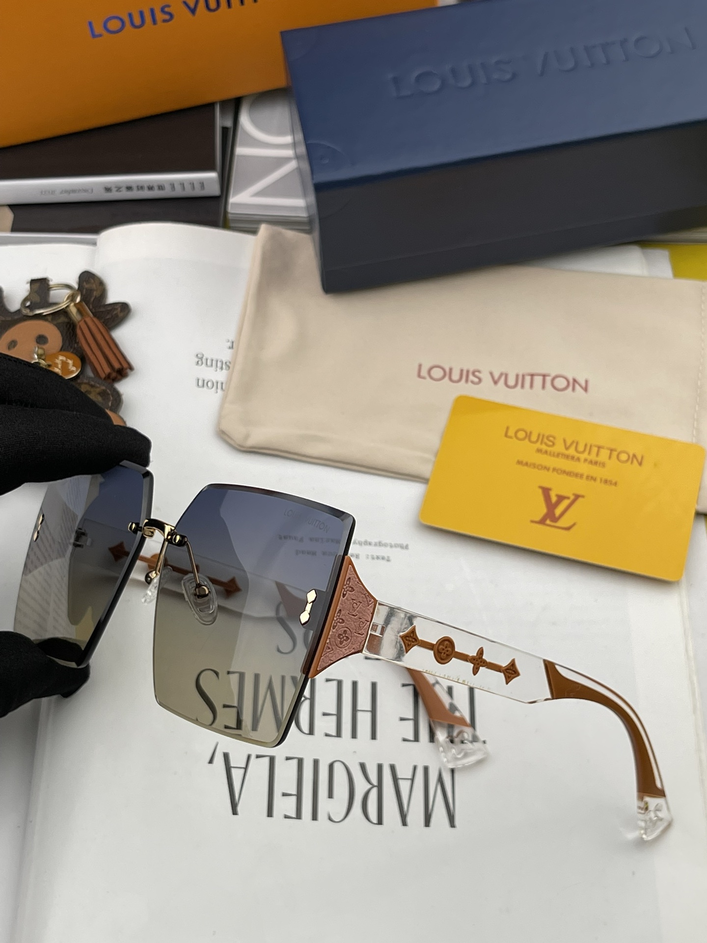 LOUIS VUITTON (ルイヴィトン) サングラス-BRAND OFF