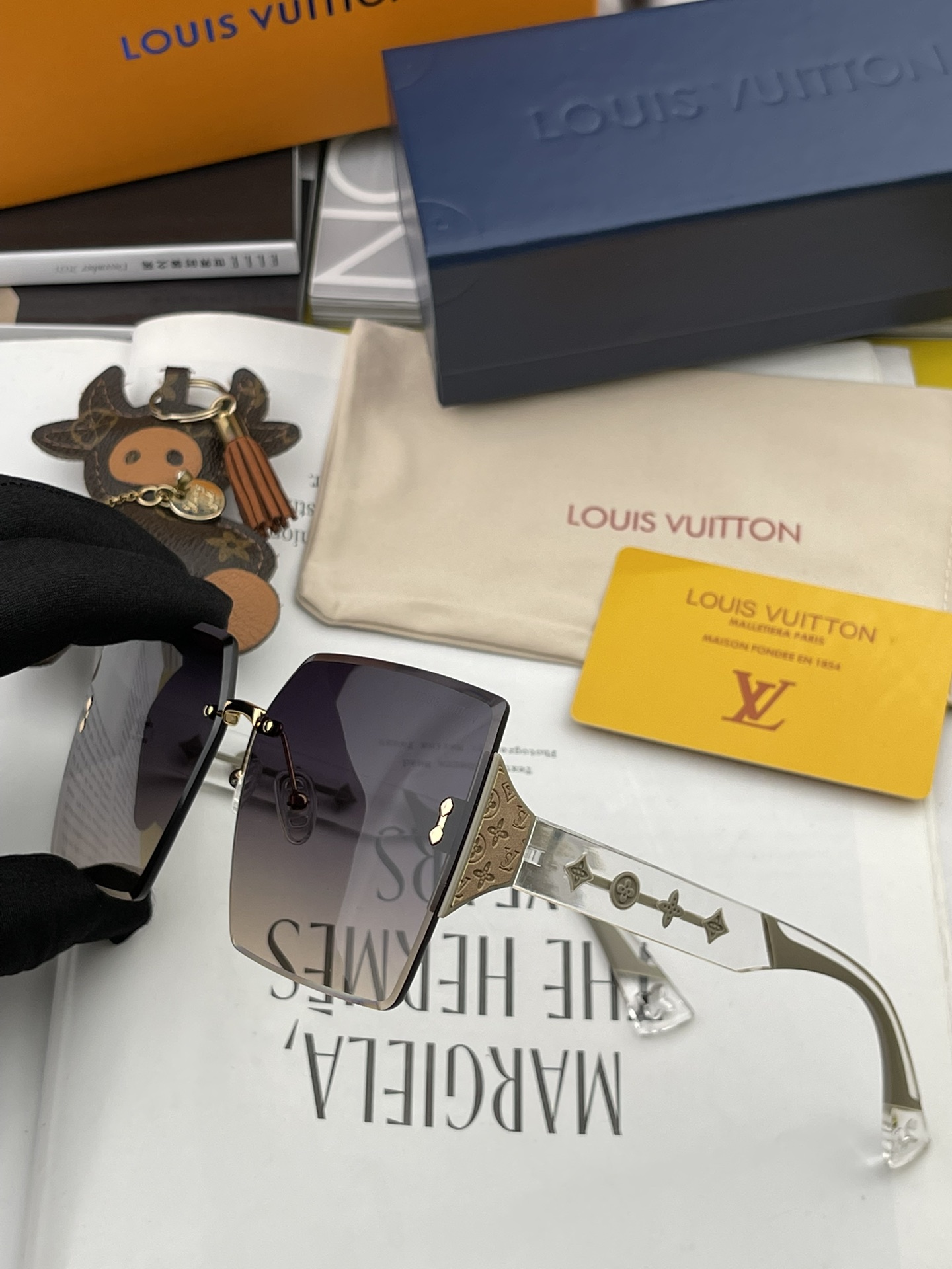 LOUIS VUITTON (ルイヴィトン) サングラス-BRAND OFF