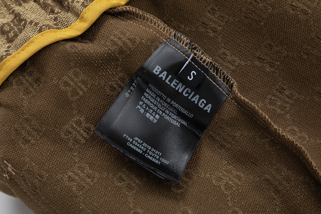 【BALENCIAGA  公式旗艦店】バレンシアガ    ショートパンツ  ご好評に付き再入荷！-BRAND OFF