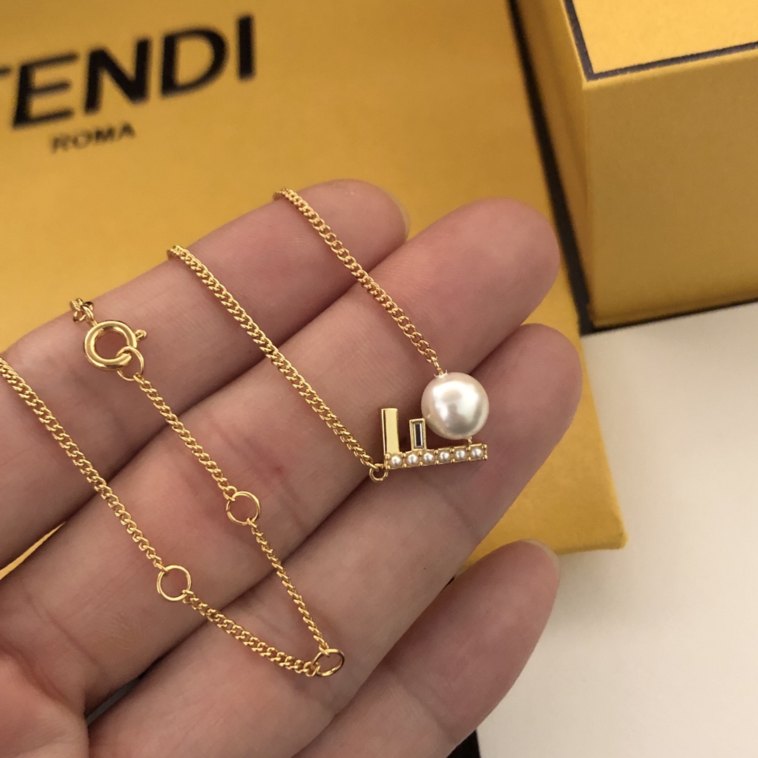 【FENDI】ネックレス、新しいネックレス万能シンプルファッションオーナメント-BRAND OFF