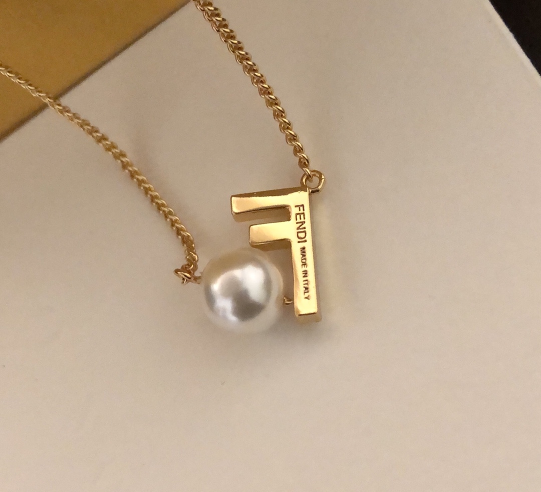 【FENDI】ネックレス、新しいネックレス万能シンプルファッションオーナメント-BRAND OFF