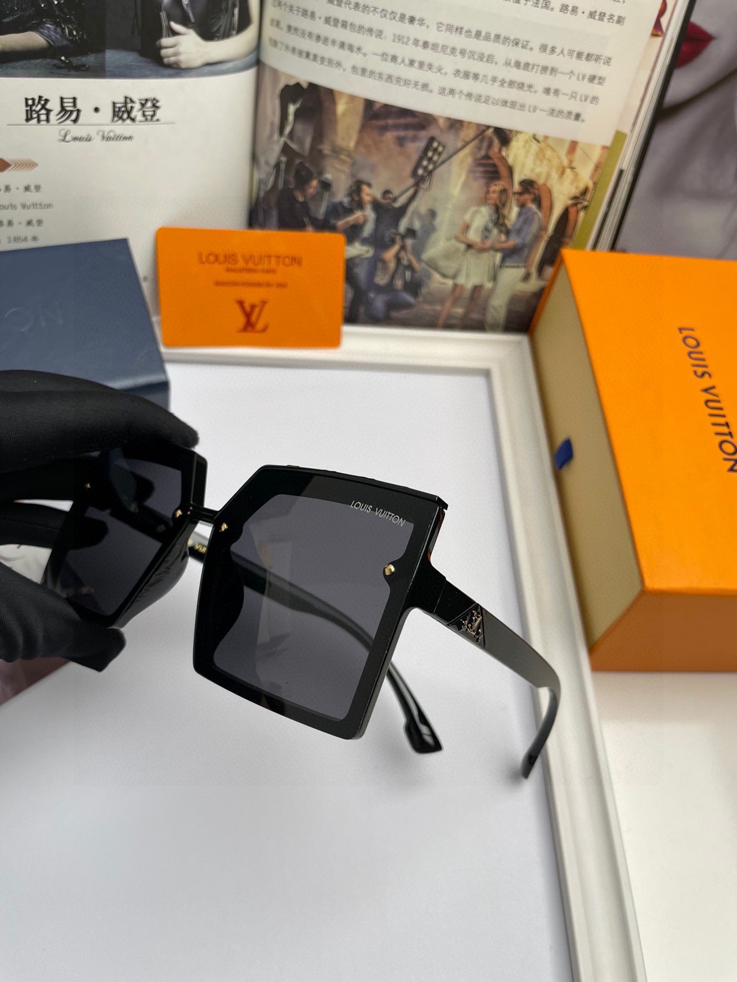 LOUIS VUITTON (ルイヴィトン) サングラス-BRAND OFF
