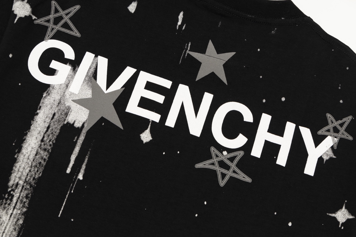 【2026】【GIVENCHY 公式旗艦店】ジバンシー   Tシャツ ご好評に付き再入荷！-BRAND OFF