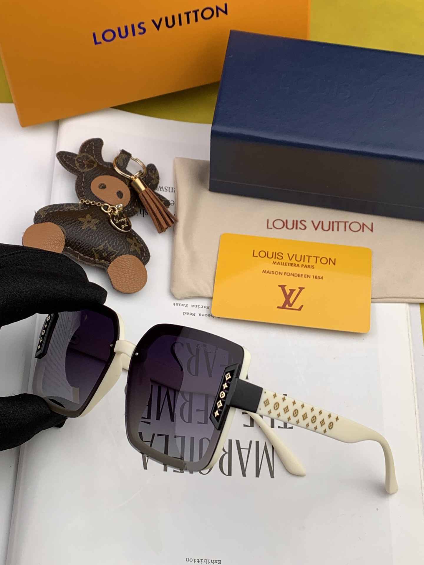 【2026】LOUIS VUITTON( ルイヴィトン) サングラス-BRAND OFF