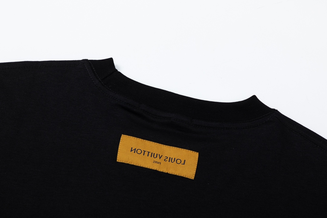 【2026】【LOUIS VUITTON  公式旗艦店】ルイヴィトン  Tシャツ  ご好評に付き再入荷！-BRAND OFF