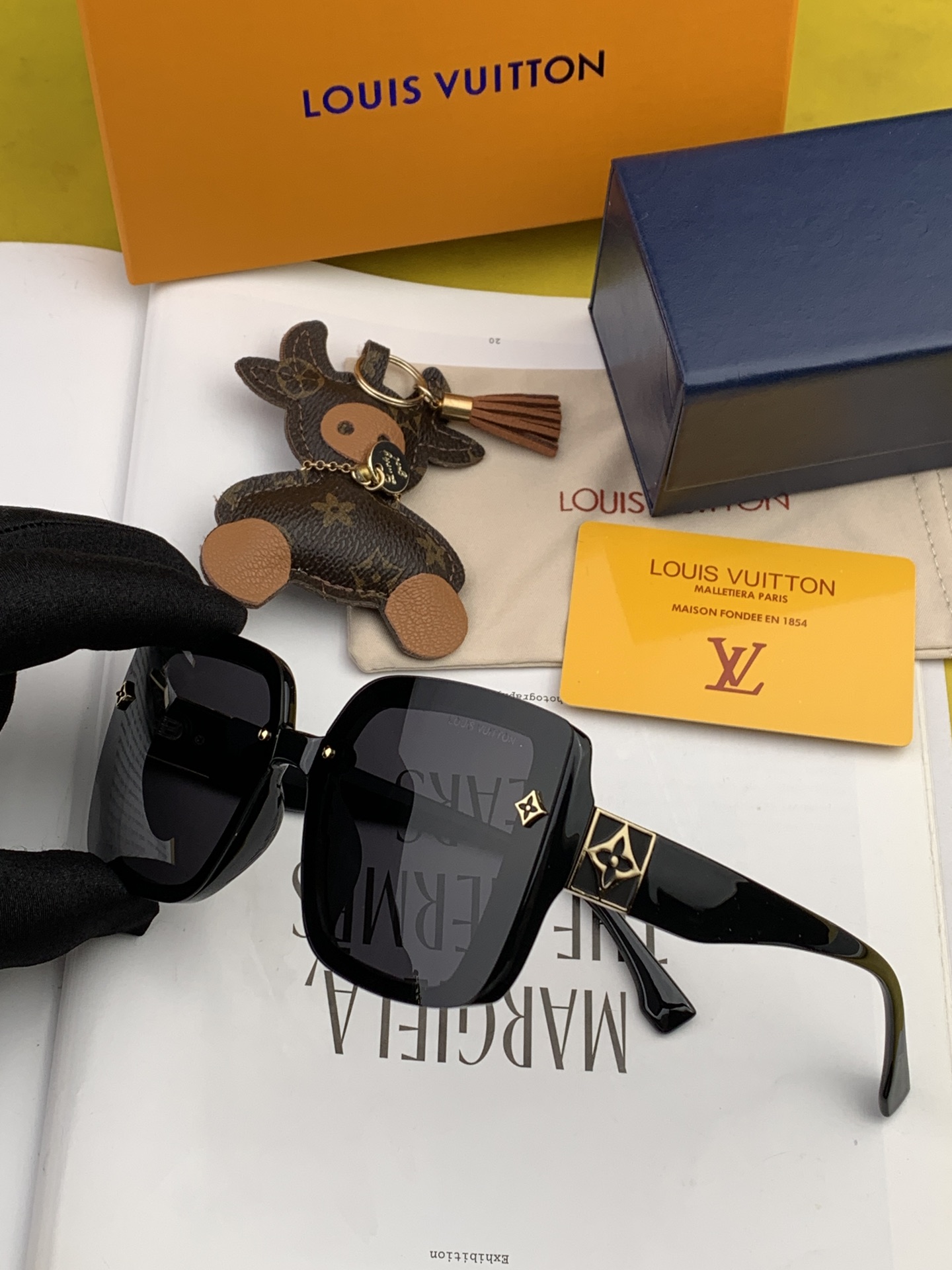 【2026】LOUIS VUITTON( ルイヴィトン) サングラス-BRAND OFF