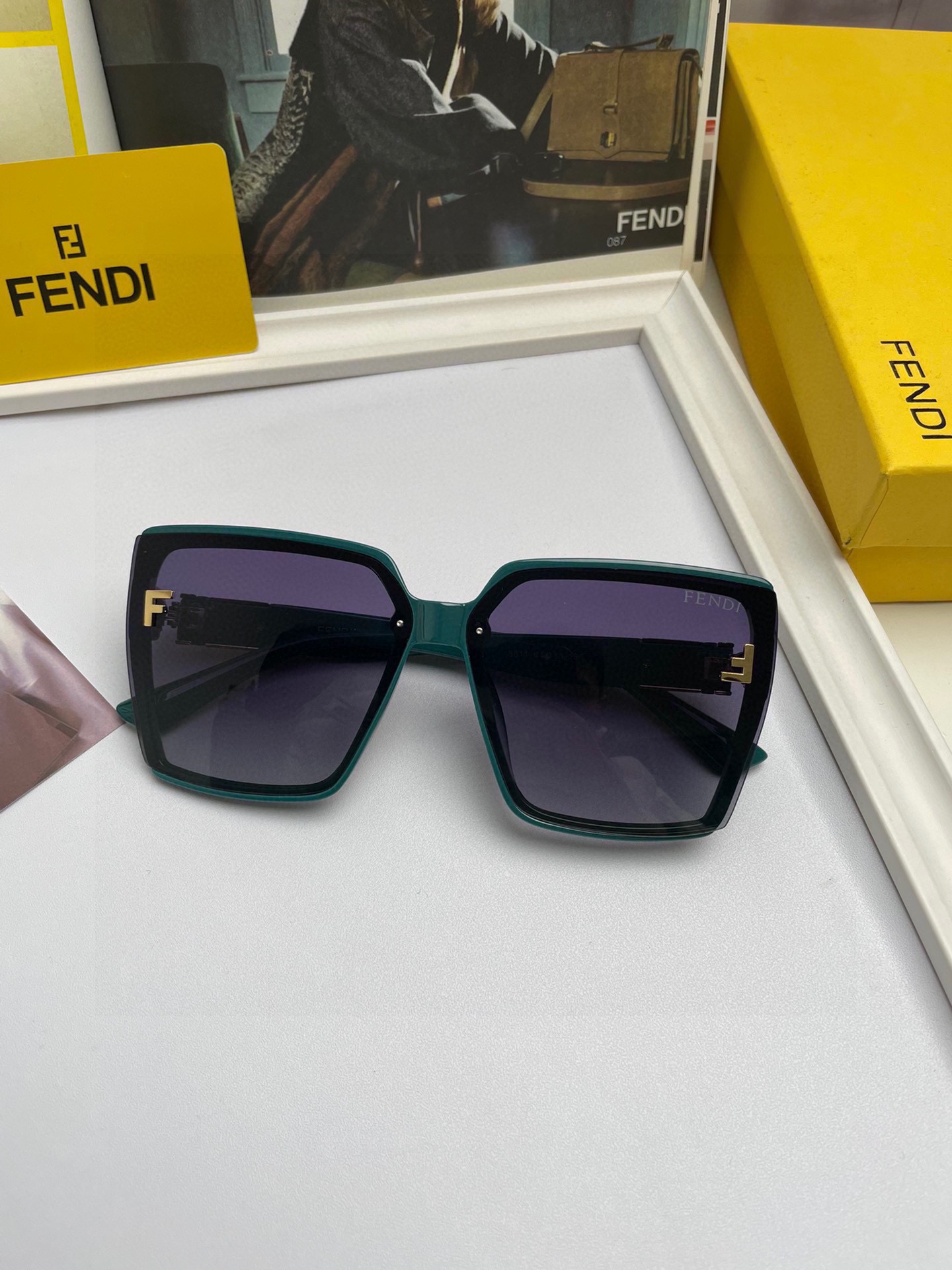 【2026】FENDI(フェンディ ) サングラス-BRAND OFF