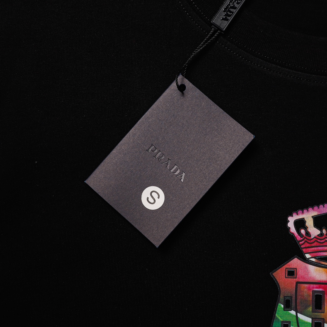 【PRADA  公式旗艦店】プラダ   Tシャツご好評に付き再入荷！-BRAND OFF