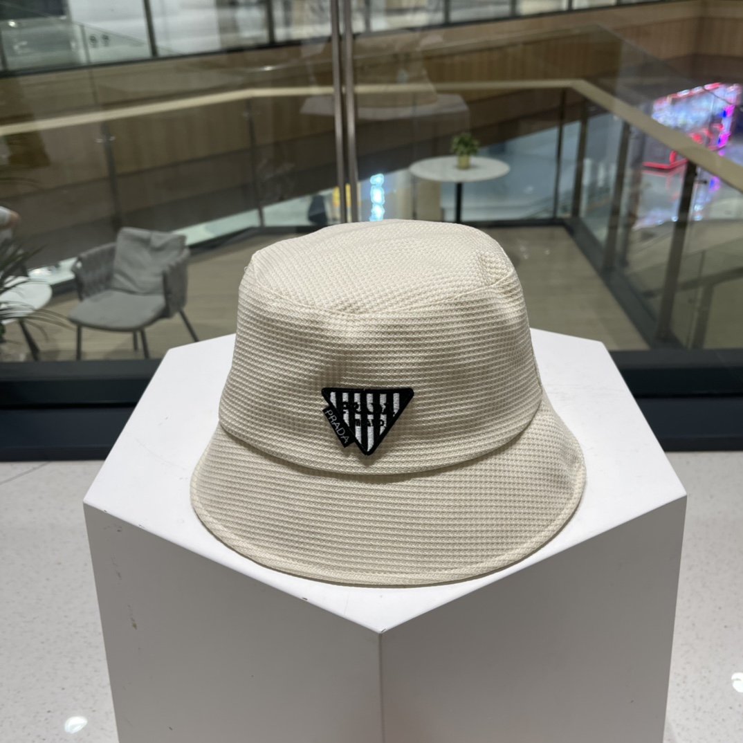 PRADA (プラダ)フィッシャーマンズハット-BRAND OFF