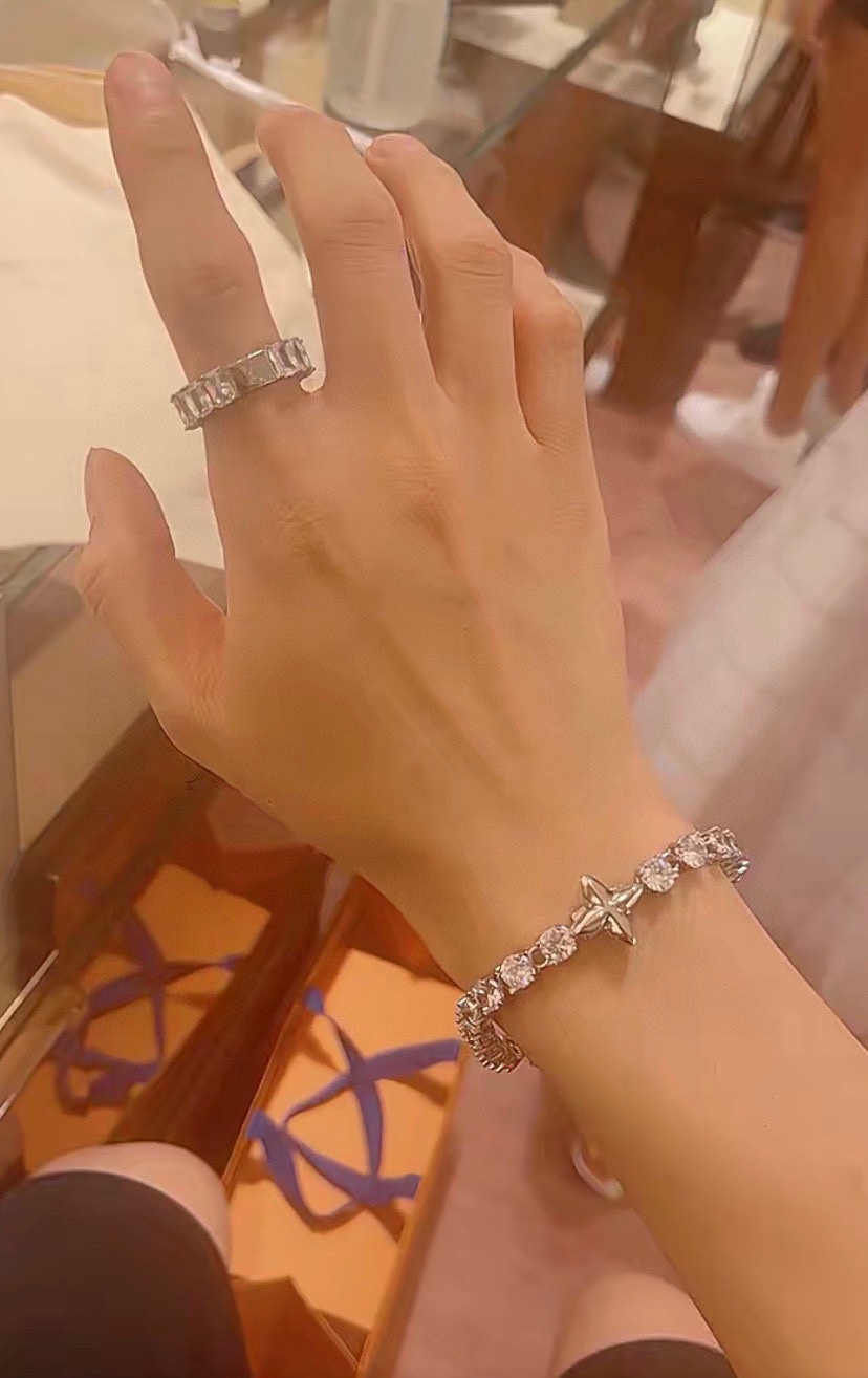 【LOUIS VUITTON】ブレスレット、ファッションシンプルなスタイル-BRAND OFF