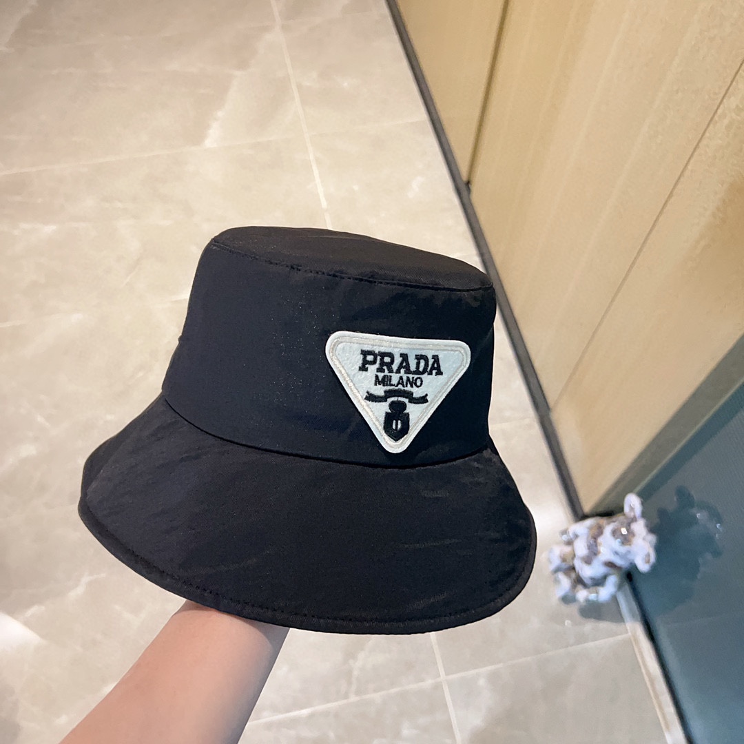 PRADA (プラダ)フィッシャーマンズハット-BRAND OFF
