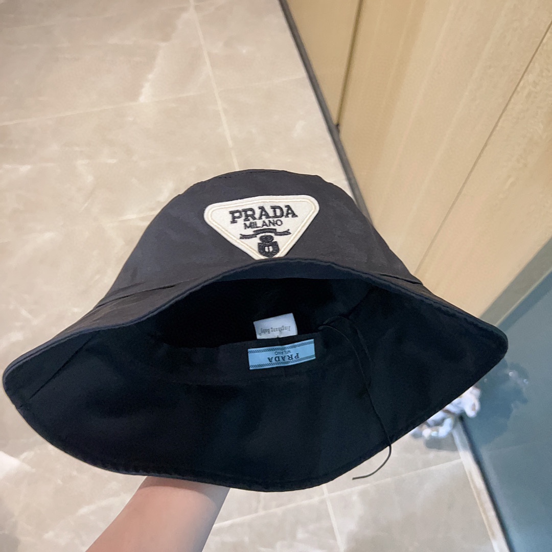 PRADA (プラダ)フィッシャーマンズハット-BRAND OFF