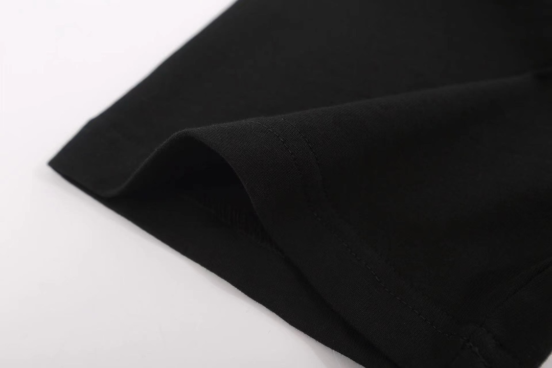 【2026】【CELINE  公式旗艦店】セリーヌ  Tシャツ ご好評に付き再入荷！-BRAND OFF