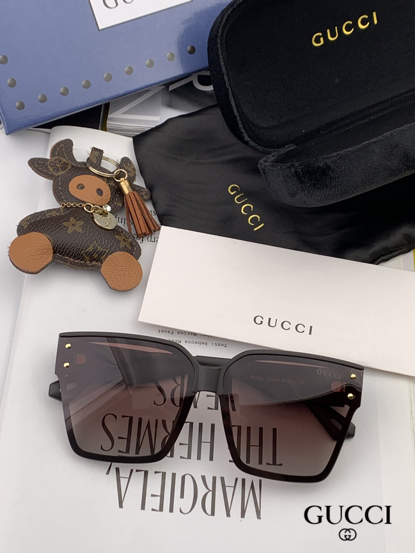GUCCI(クッチ ) サングラス-BRAND OFF