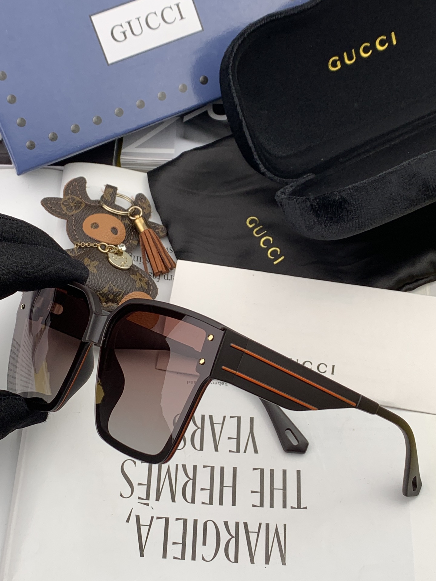 GUCCI(クッチ ) サングラス-BRAND OFF