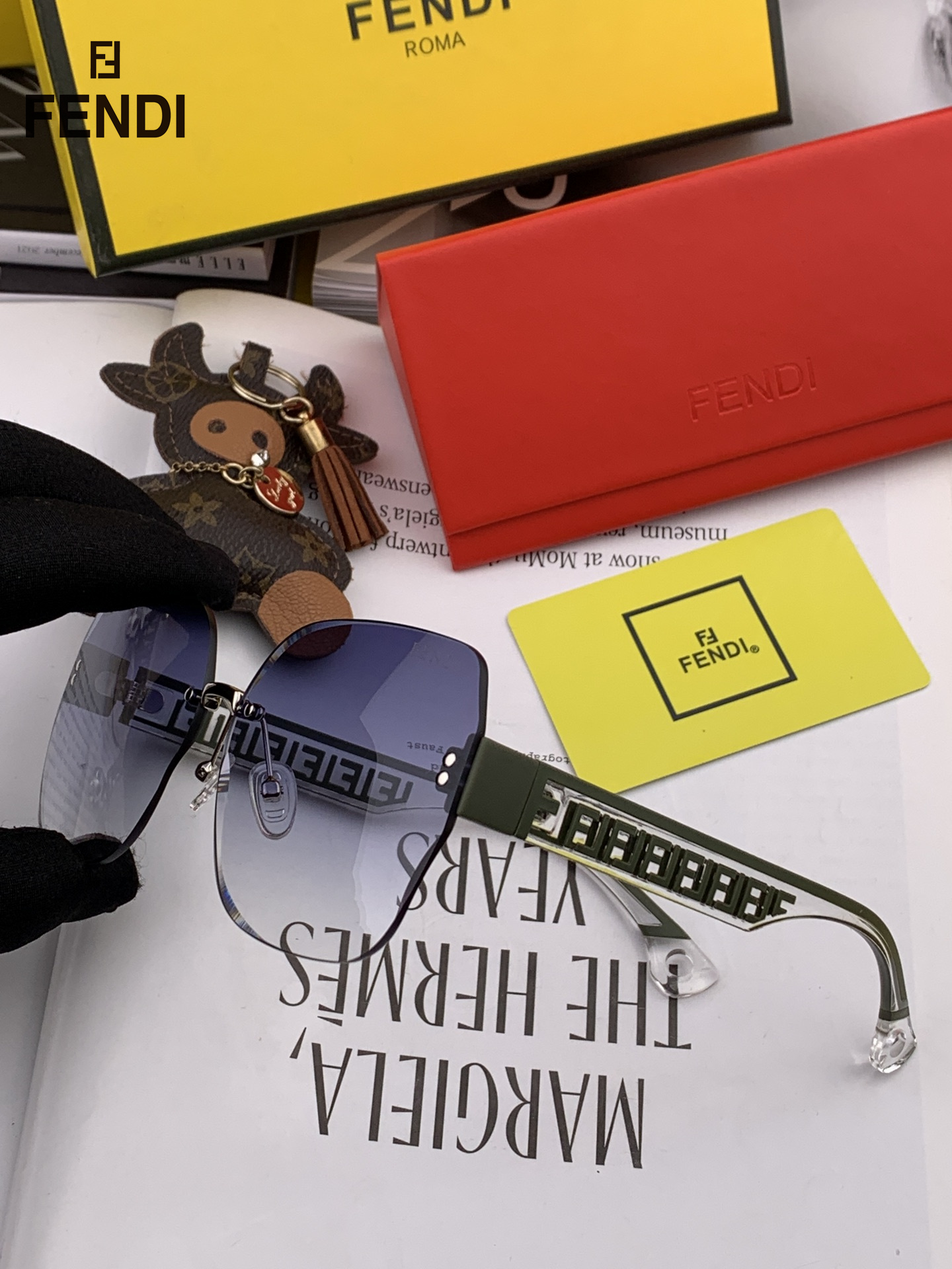 【2026】FENDI(フェンディ ) サングラス-BRAND OFF