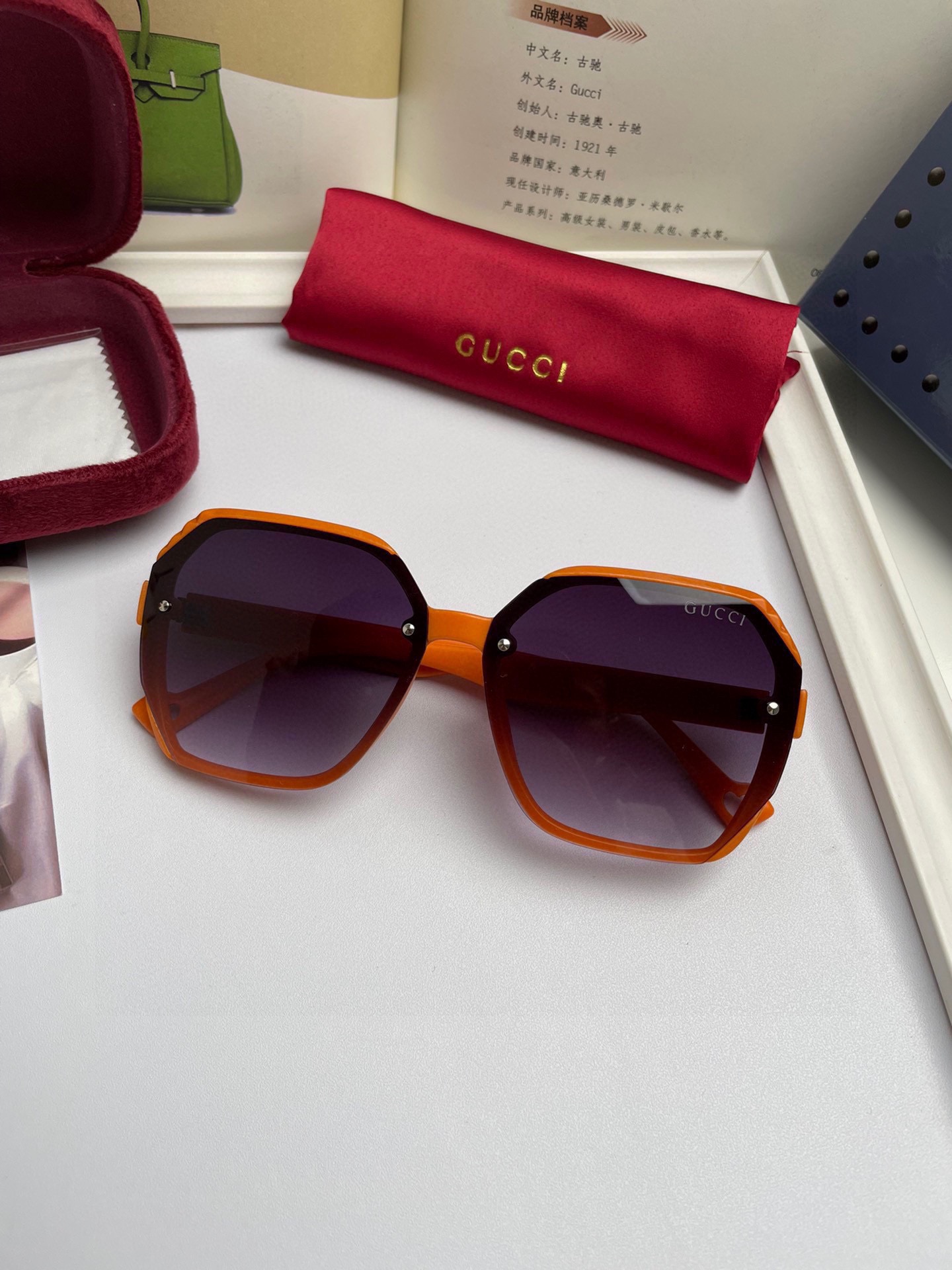 GUCCI(クッチ ) サングラス-BRAND OFF
