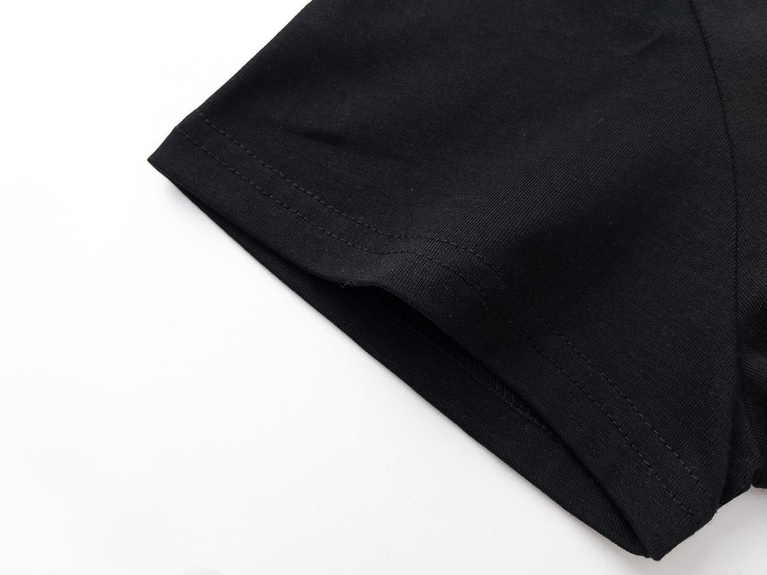【2026】【BURBERRY  公式旗艦店】バーバリー  Tシャツ ご好評に付き再入荷！-BRAND OFF