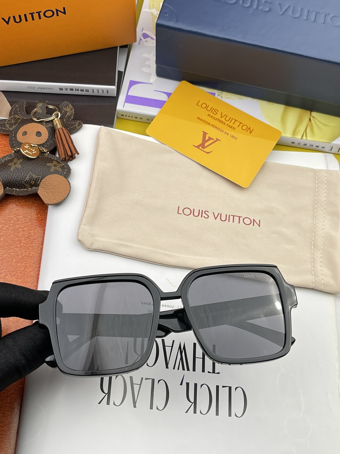 LOUIS VUITTON(ルイヴィトン ) サングラス-BRAND OFF