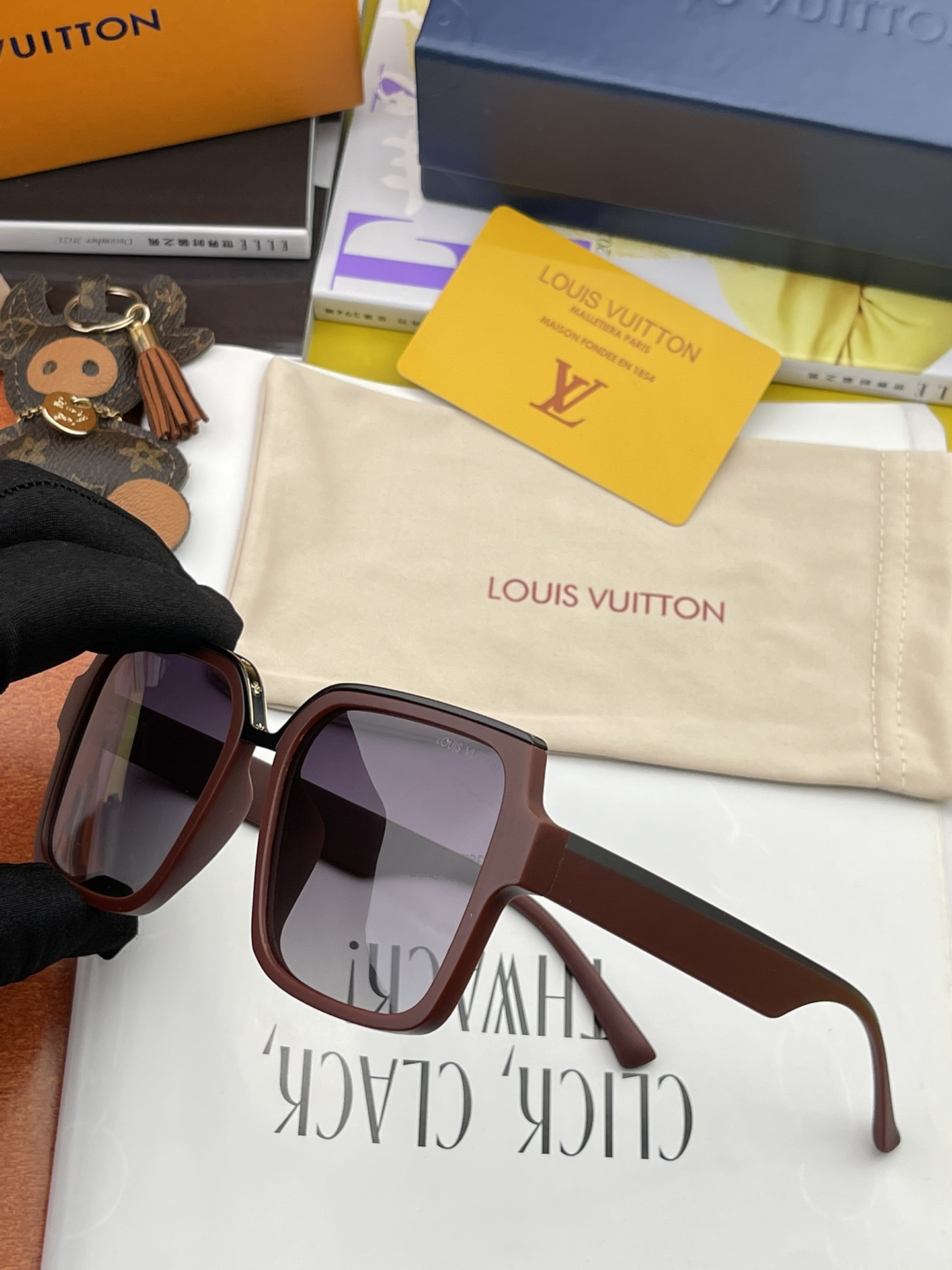 LOUIS VUITTON(ルイヴィトン ) サングラス-BRAND OFF