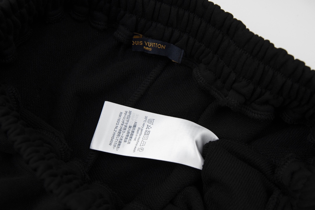 【LOUIS VUITTON 公式旗艦店】ルイヴィトン   ショートパンツ  ご好評に付き再入荷！-BRAND OFF